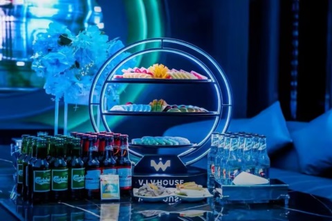 安顺KTV高薪诚聘女营销 日薪1300起提供住宿